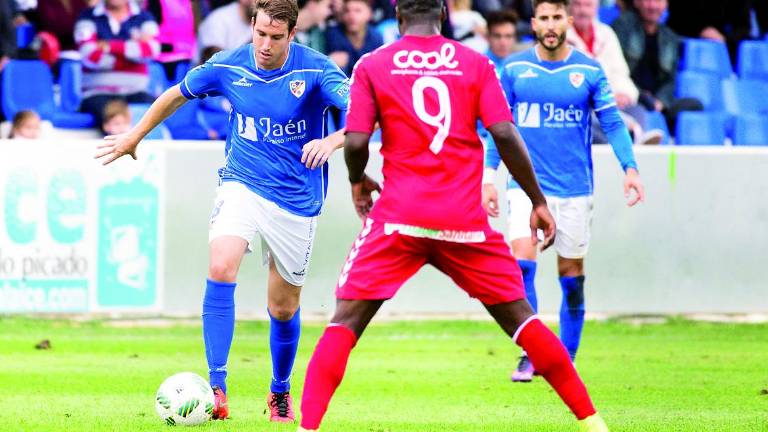 El Linares puede fichar si la lesión de Guilló es duradera El Linares puede fichar si la lesión de Guilló es duradera