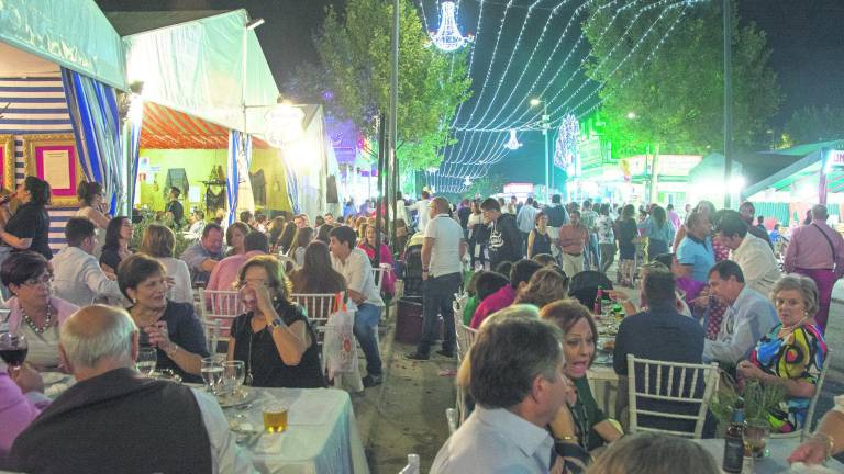 El ferial está “hasta la bandera” El ferial está “hasta la bandera”