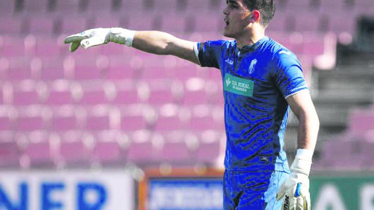 David Robador, un portero de altura para el Linares Deportivo David Robador, un portero de altura para el Linares Deportivo