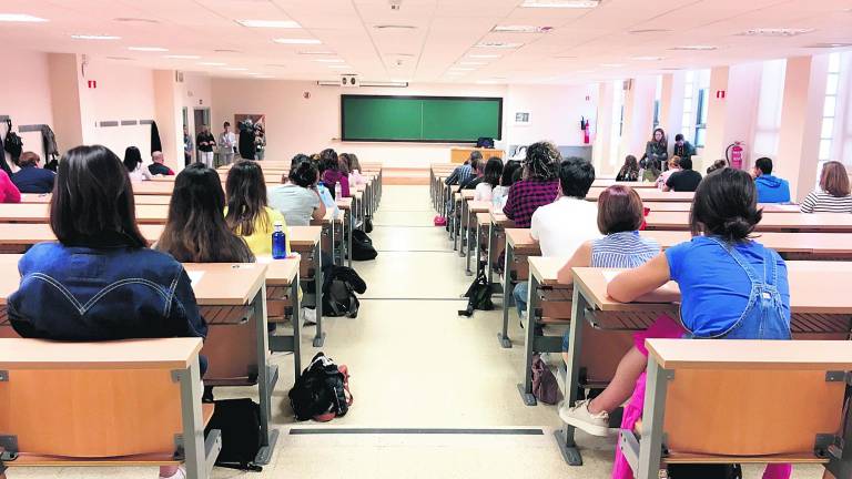 Una auténtica desconocida Una auténtica desconocida