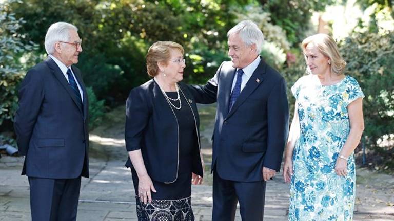 Piñera promete aunar “experiencia y renovación” Piñera promete aunar “experiencia y renovación”