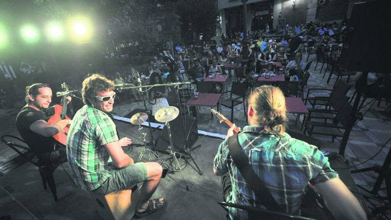 Expectación ante el decreto que regula la música en directo Expectación ante el decreto que regula la música en directo