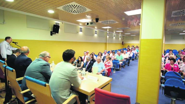 “Donantes de sangre” denuncia los recortes en las subvenciones “Donantes de sangre” denuncia los recortes en las subvenciones