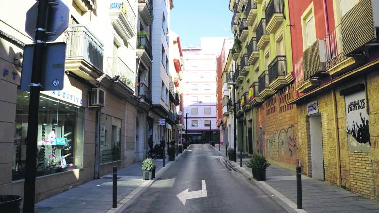 Falta de alumbrado de Navidad en un tramo de la calle la Virgen