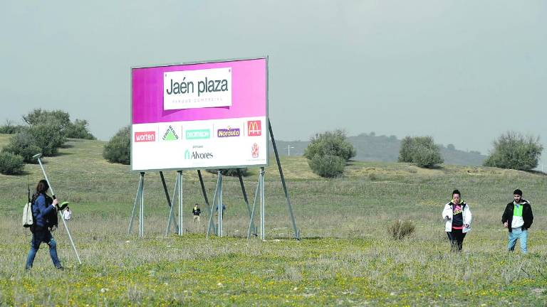 La Junta levanta la suspensión del terreno para el “Jaén Plaza” La Junta levanta la suspensión del terreno para el “Jaén Plaza”