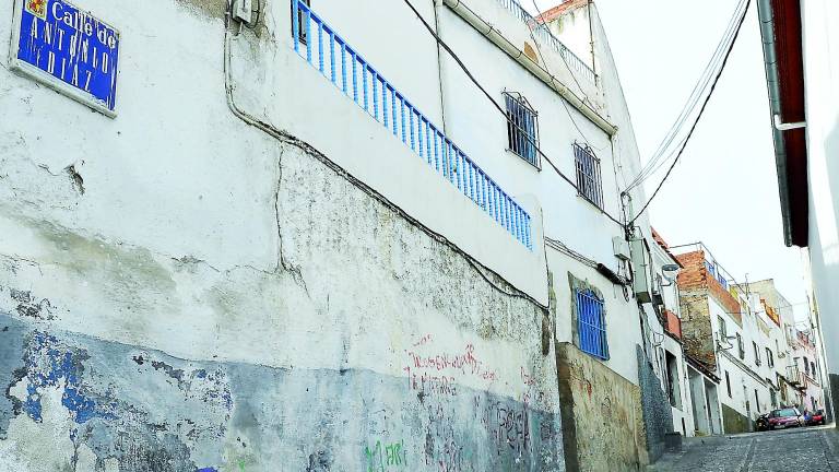 Gran cabreo por el tropiezo en la apertura de la calle Antonio Díaz