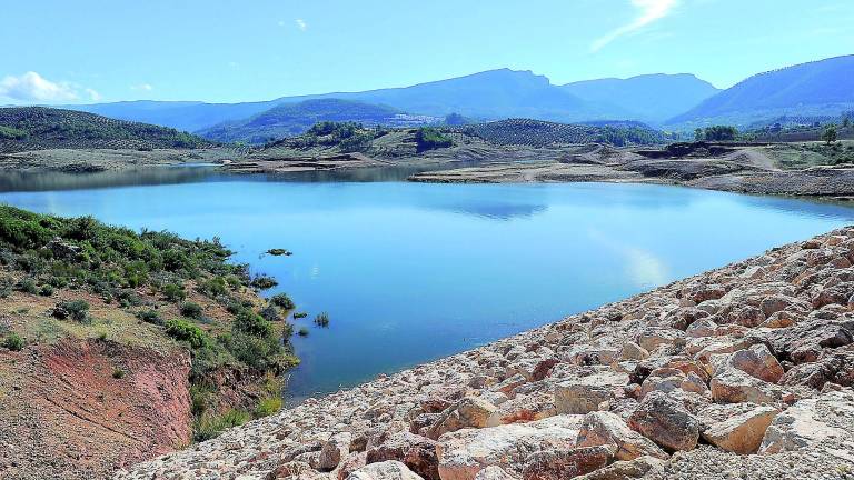 Agricultores se movilizan por los riegos de la presa de Siles Agricultores se movilizan por los riegos de la presa de Siles