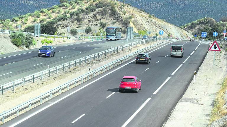 “Incumplimiento” del pliego de condiciones de la autovía A-4