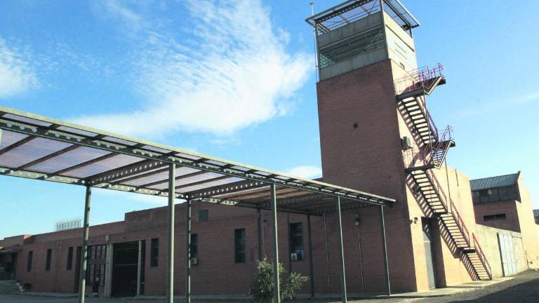 A prisión por intentar asfixiar a su ex con una bolsa en la cabeza A prisión por intentar asfixiar a su ex con una bolsa en la cabeza