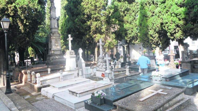 El cementerio luce las mejoras realizadas en distintos patios