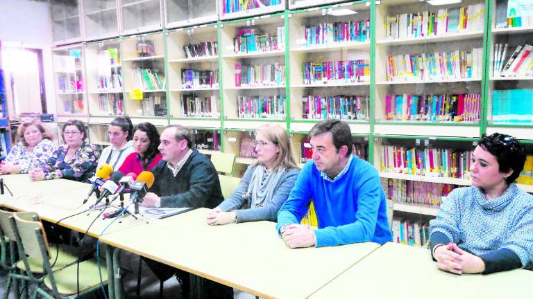 La falta de respuestas obliga a seguir la “lucha” por el traslado La falta de respuestas obliga a seguir la “lucha” por el traslado