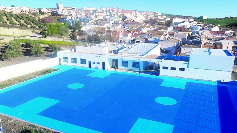 Higuera de Calatrava estrenará su colegio tras años de lucha Higuera de Calatrava estrenará su colegio tras años de lucha