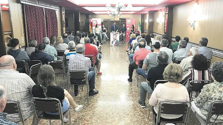 Izquierda Unida apuesta por la reindustrialización y el empleo Izquierda Unida apuesta por la reindustrialización y el empleo