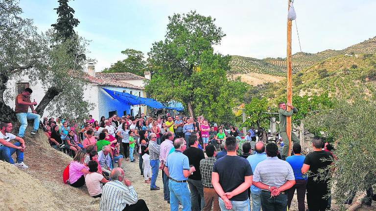 Reptar por la cucaña para agarrar el jamón Reptar por la cucaña para agarrar el jamón