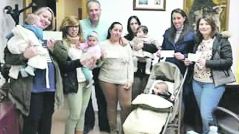 Arquillos entrega ayudas de 300 euros para que haya más niños Arquillos entrega ayudas de 300 euros para que haya más niños