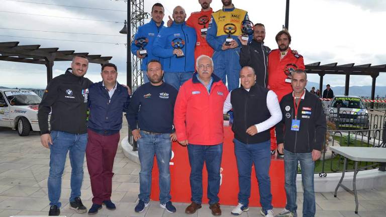 Alcalá triunfa en Periana Alcalá triunfa en Periana