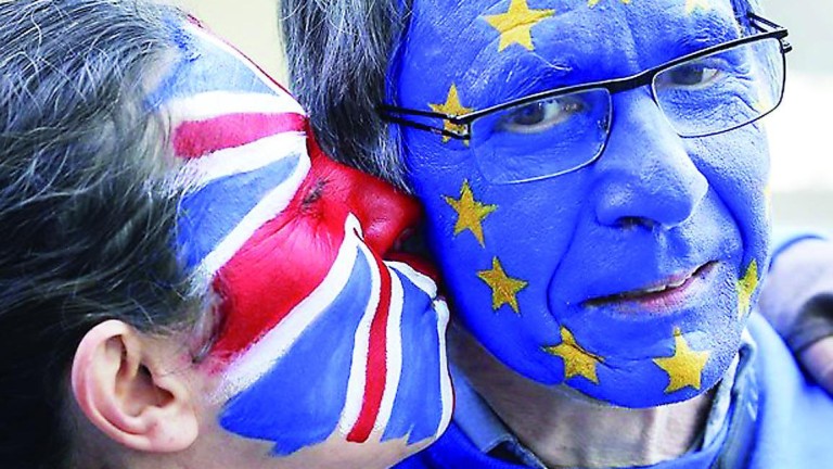 Más de un millón de británicos firman para seguir en la UE