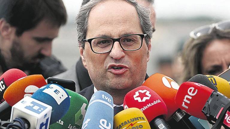 Torra no acude al “besamanos” del Rey y lo saluda después Torra no acude al “besamanos” del Rey y lo saluda después