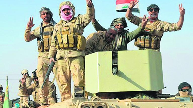 Irak anuncia su victoria contra el Estado Islámico con un desfile