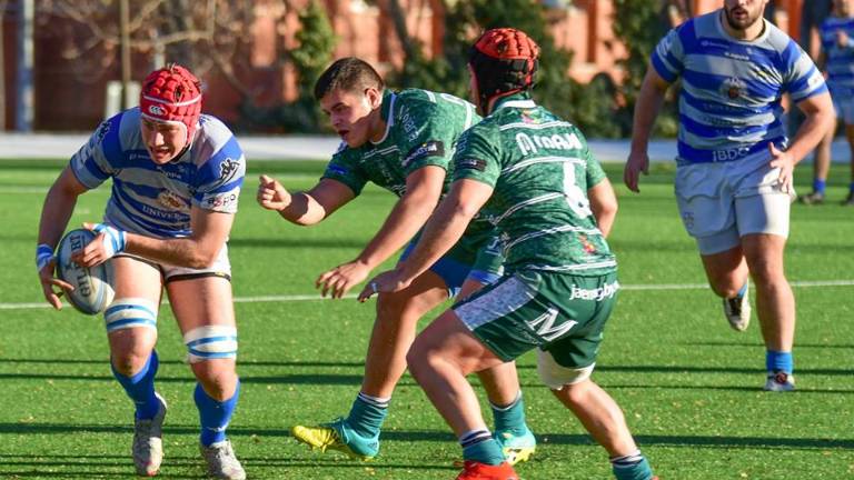 Paso al frente del Jaén Rugby ante el Cisneros