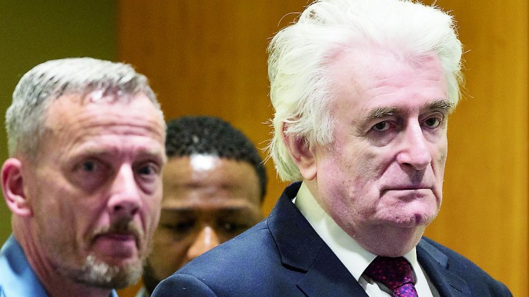 Cadena perpetua para el ex líder serbobosnio Karadzic