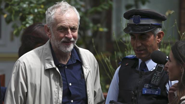 El “brexit” dinamita a un laborismo en guerra para hacer caer al líder El “brexit” dinamita a un laborismo en guerra para hacer caer al líder