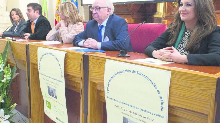 Directores de instituto dan ideas para la educación Directores de instituto dan ideas para la educación