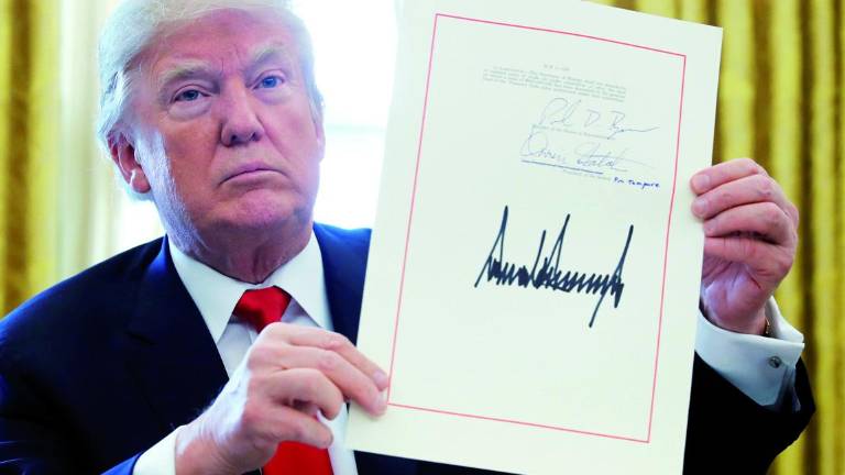 La popularidad de Trump se desploma tras el informe Mueller La popularidad de Trump se desploma tras el informe Mueller