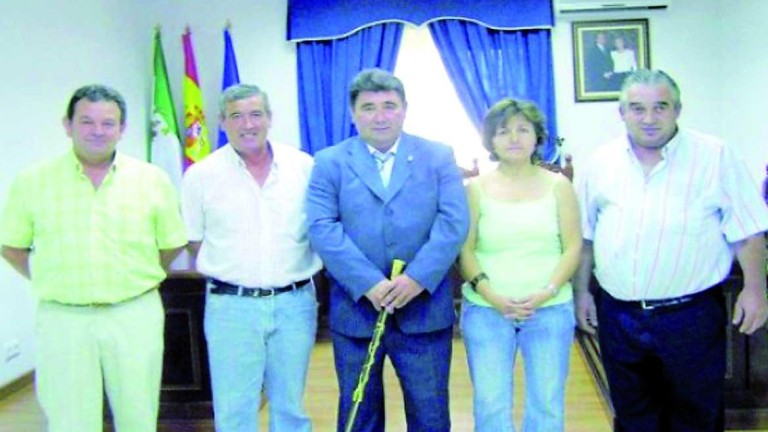 Miguel Villegas, condenado a devolver el bastón de mando