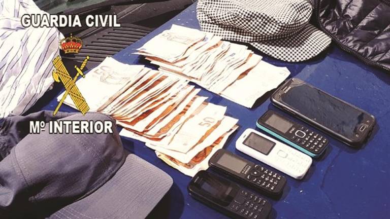 Dos detenidos minutos después de perpetrar un atraco en La Carolina Dos detenidos minutos después de perpetrar un atraco en La Carolina