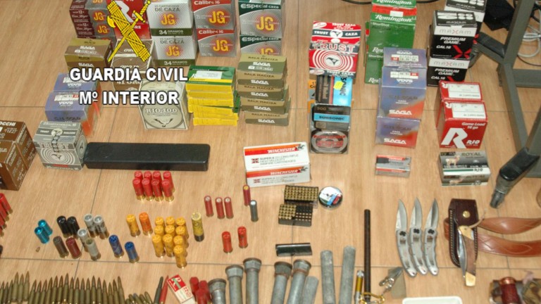 El “atrincherado” en Begíjar guardaba un arsenal de armas en su casa