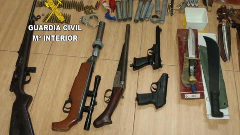 El “atrincherado” en Begíjar guardaba un arsenal de armas en su casa
