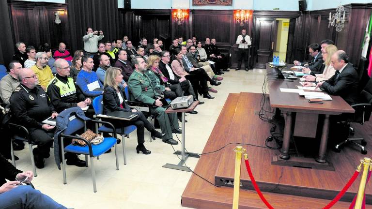 Los accidentes de tráfico bajan, pero provocan más fallecidos Los accidentes de tráfico bajan, pero provocan más fallecidos