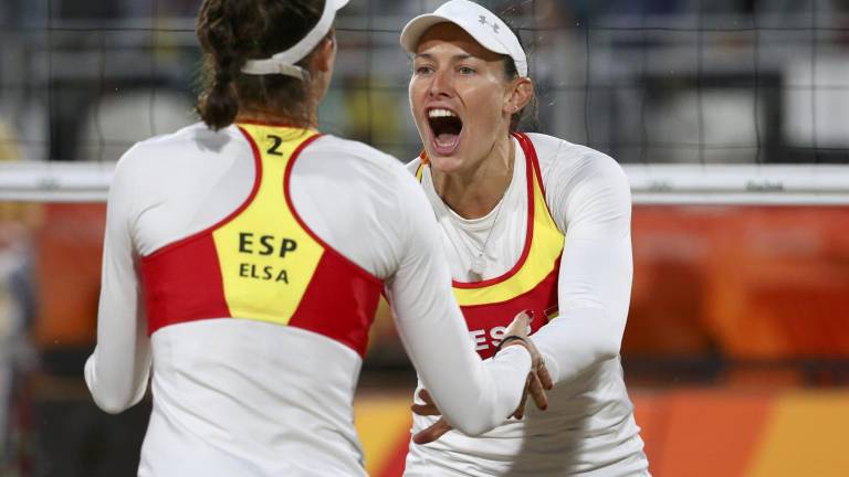 Liliana Fernández y Elsa Baquerizo dan la sorpresa a las campeonas mundiales Liliana Fernández y Elsa Baquerizo dan la sorpresa a las campeonas mundiales
