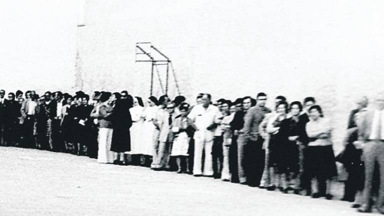 4 de diciembre: La lucha de un gran pueblo 4 de diciembre: La lucha de un gran pueblo
