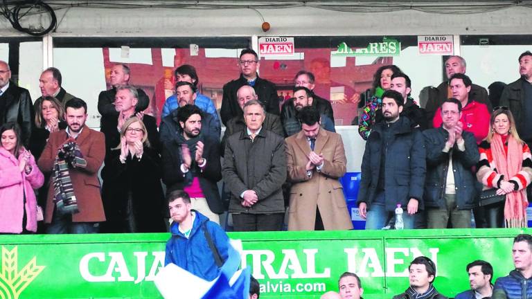 Fiesta azulilla con un Real Jaén sin argumentos