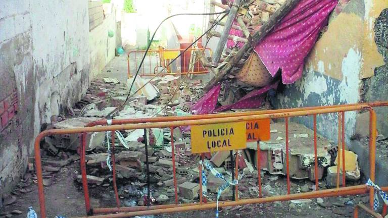 “San Vicente de Paúl” pide el derribo de las infraviviendas “San Vicente de Paúl” pide el derribo de las infraviviendas