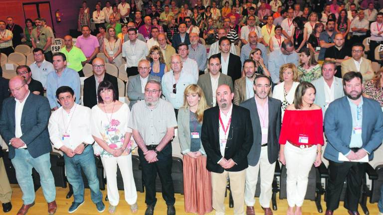UGT tira de orgullo y unidad UGT tira de orgullo y unidad