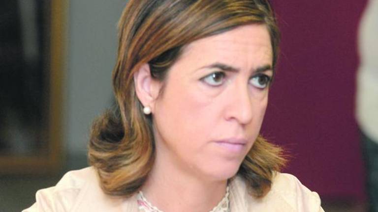 Camino de reproches políticos Camino de reproches políticos