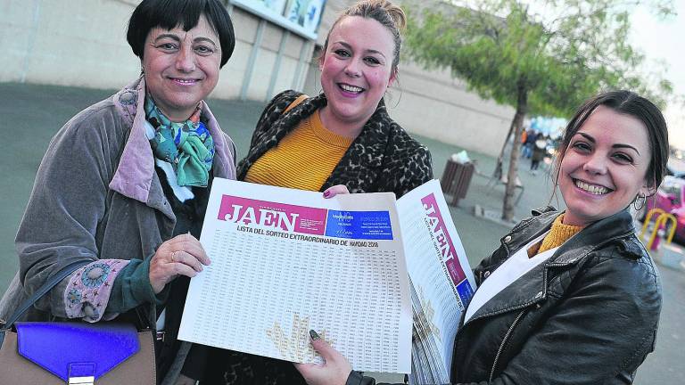 Jóvenes, con ganas de boda y 322.000 euros en el bolsillo Jóvenes, con ganas de boda y 322.000 euros en el bolsillo