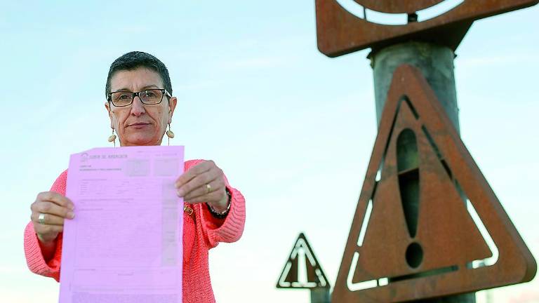 Quejas y tensión en Oncología por el retraso en atender a los pacientes Quejas y tensión en Oncología por el retraso en atender a los pacientes