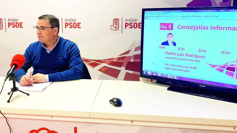 Satisfacción en el PSOE por la bajada de los impuestos Satisfacción en el PSOE por la bajada de los impuestos