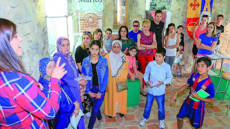Unión vecinal para celebrar la fiesta de la Diversidad Unión vecinal para celebrar la fiesta de la Diversidad