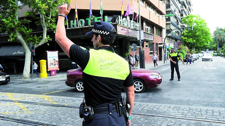 La plantilla de la Policía Local, “más desmotivada que nunca” La plantilla de la Policía Local, “más desmotivada que nunca”