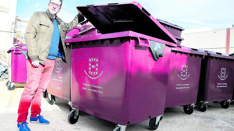 El Ayuntamiento renovará los contenedores de basura