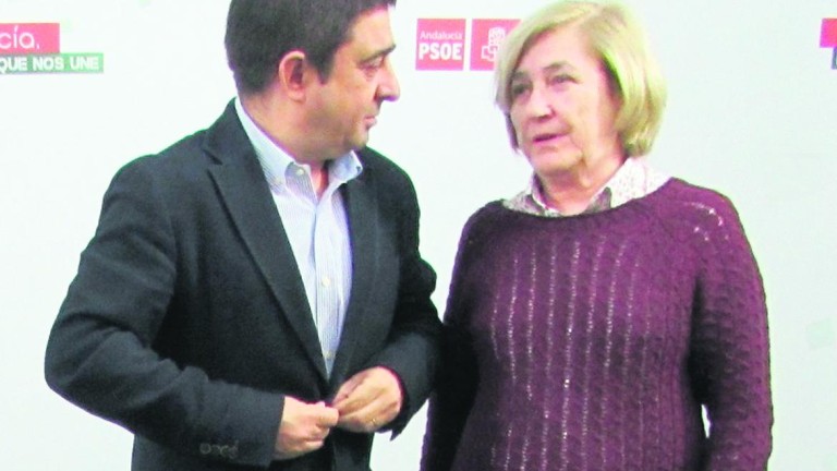 El PSOE emprende solo su senda para mejorar la sanidad