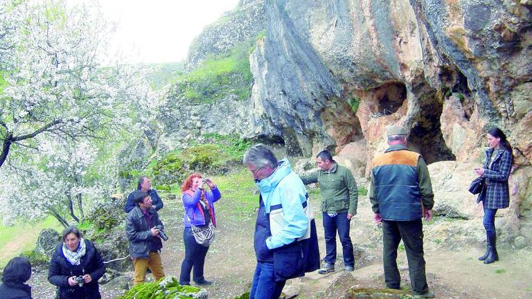 Las excavaciones volverán a la Cueva de la Lobera en 2016 Las excavaciones volverán a la Cueva de la Lobera en 2016