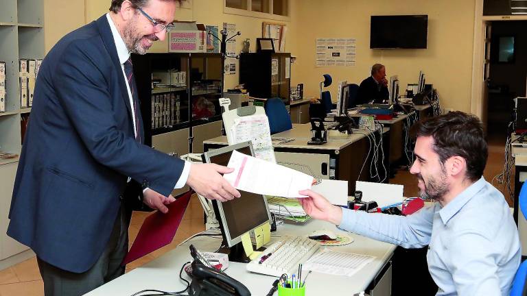 Juan Gómez Ortega presenta su candidatura como rector