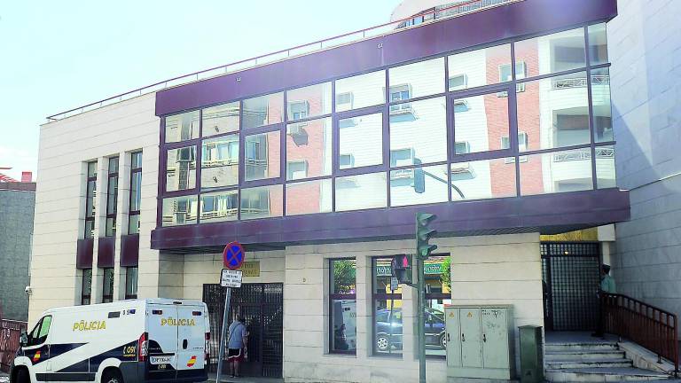 La Justicia ratifica derribar un chalé ilegal con pista de pádel La Justicia ratifica derribar un chalé ilegal con pista de pádel