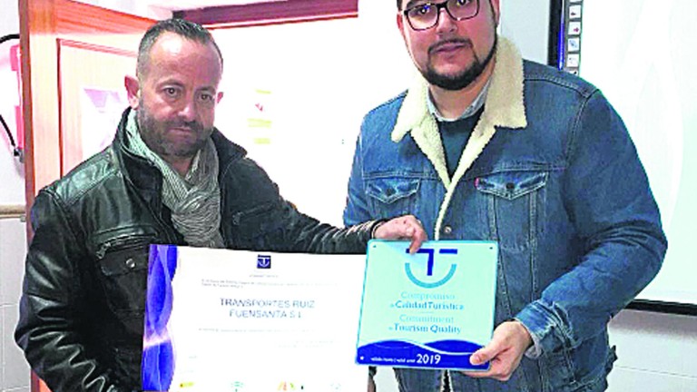Transportes Ruiz Fuensanta recibe el certificado de Sicted